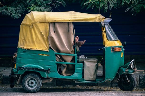 tuk-tuk