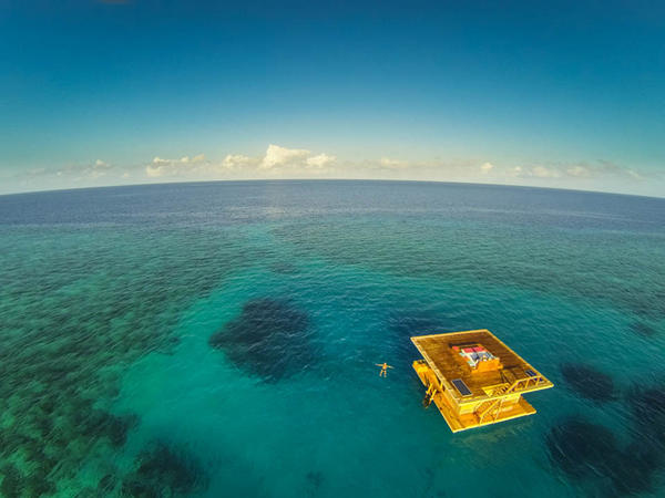 Manta Resort_