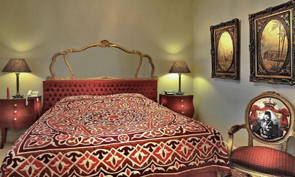 le-riad-king-farouk-suite-bedroom