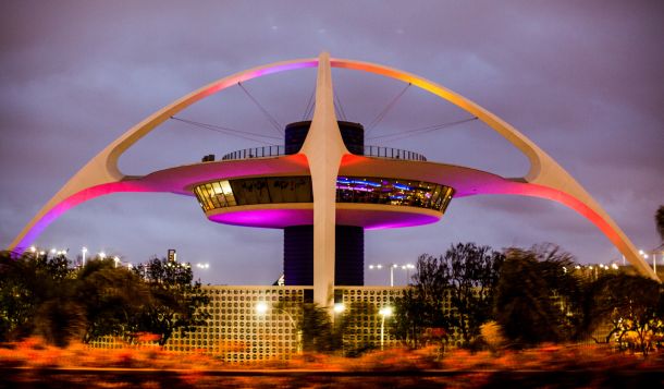 lax
