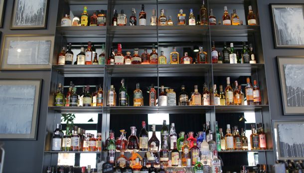 bar