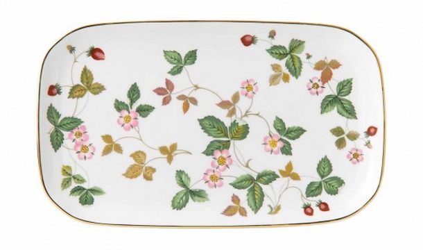 Wedgwood wild strawberry sandwich tray