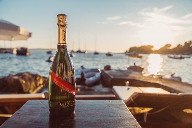 champagne-mumm-1