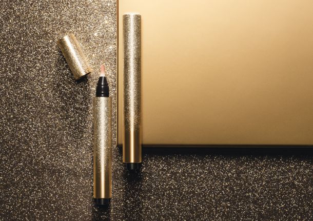 TOUCHE ECLAT