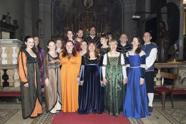 ansambl-marco-polo-1