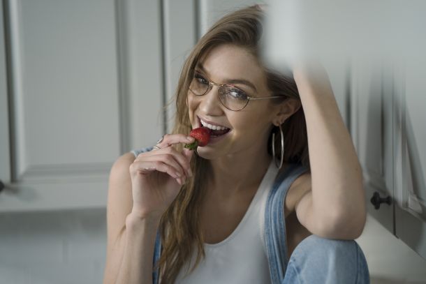 gigi-vogue-1