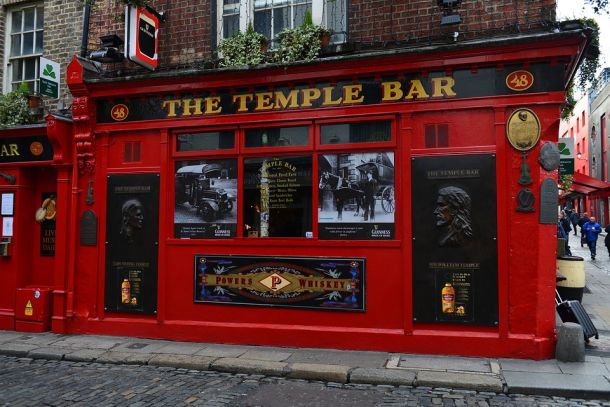 pub