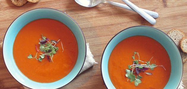 Hip juha od šipka s bademima hit je švedska juha za hladne dane