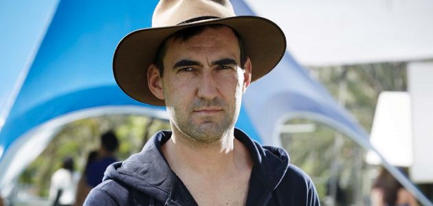 Intervju s kultnim redateljem i umjetnikom Thomasom Leverittom donosi njegovo viđenje utjecaja sunca na naše tijelo