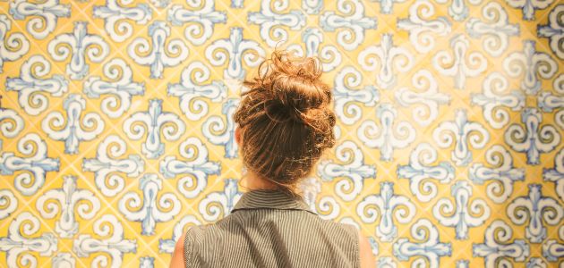 pločice djevojka žena naslovna