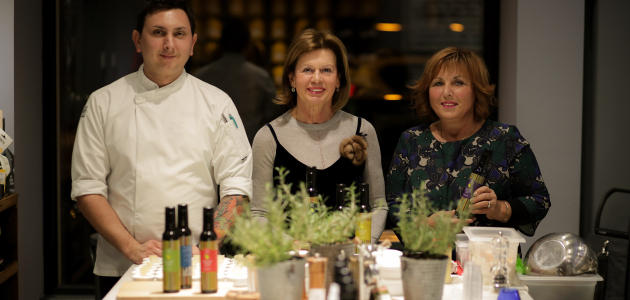 Chef restorana Noel Goran Kočiš predstavio Belić maslinova ulja