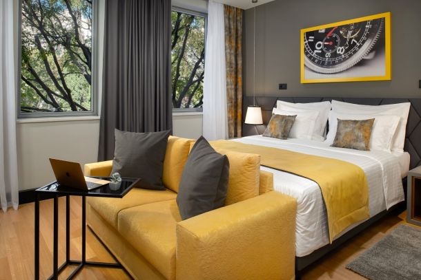ora-hotel-2