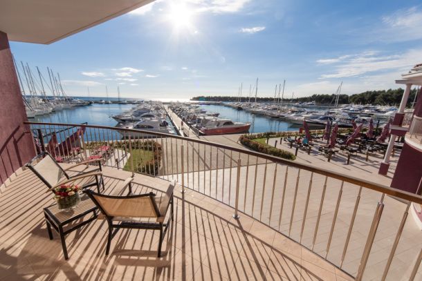 hotel-nautica-1