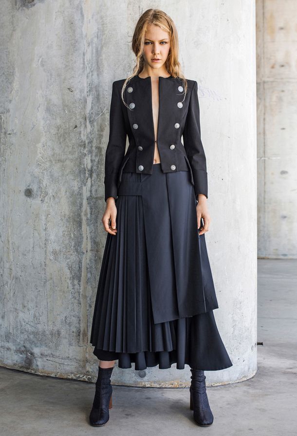 IO_Ivana_Omazic_SS18_low_02