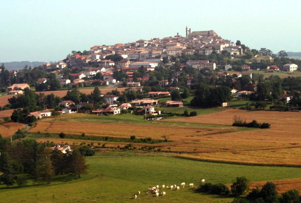 Village_Monflanquin