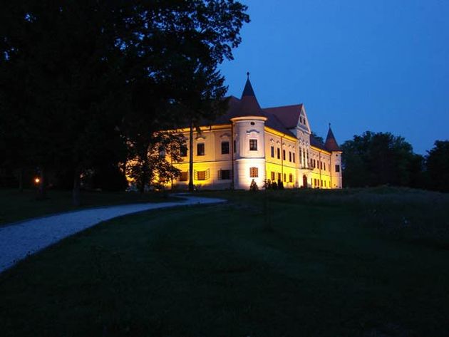 dvorac14