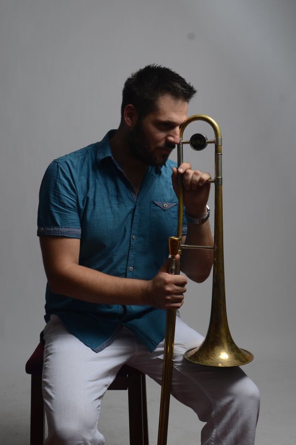 Miron Hauser glazbenik