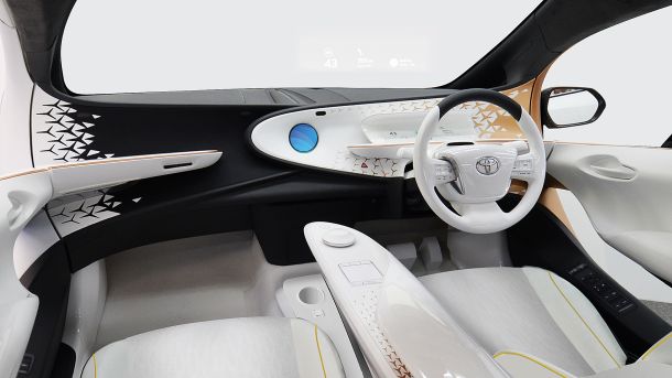 toyota-i-car-tokyo-2
