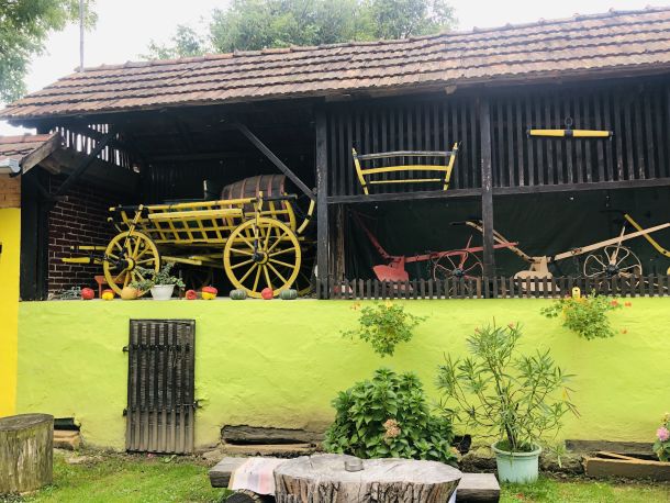 papuk seosko imanje