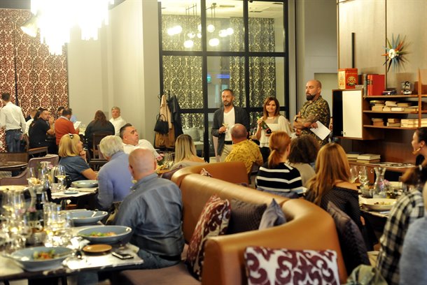 vino-uz-zolicu-reunion-hilton-01