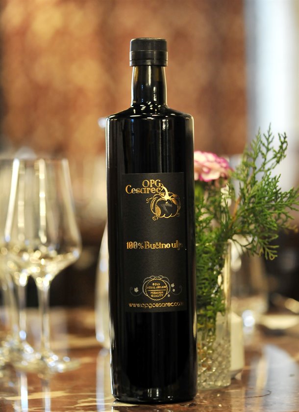 vino-uz-zolicu-reunion-hilton-04