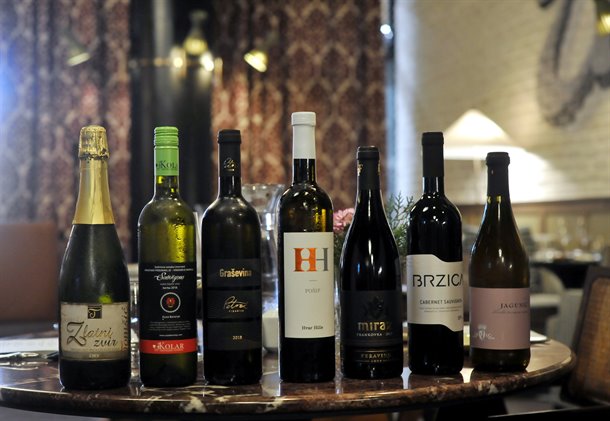 vino-uz-zolicu-reunion-hilton-06