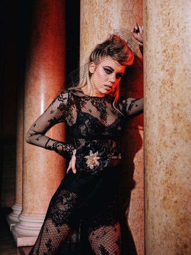 extravagant-gala-ri-4