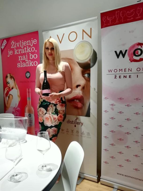 wow-avon-02