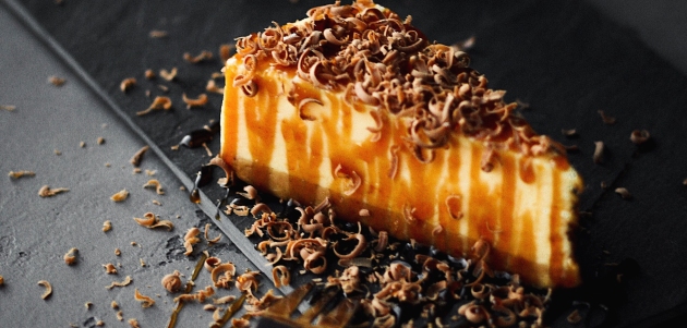 Cheesecake, kikiriki maslac i karamela u jednom zalogaju