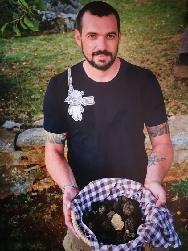 David Skoko Bota Sare Dani tartufa