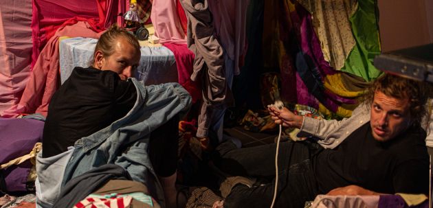 carevo novo ruho predstava