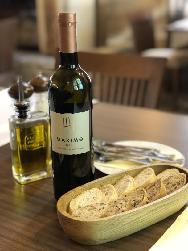 vino kutjevo bijelo maximo oro decanter 2020 bronca