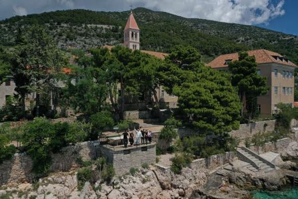 otok-brac-bol-2