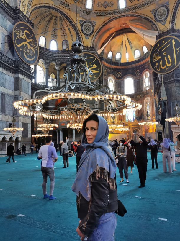 iris pinjuh androsevic istanbul aja sofija