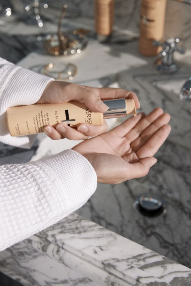 kozmetika za kovrcavu kosu Kerastase Curl Manifesto