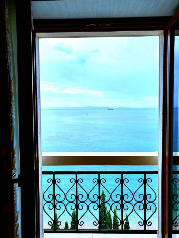 otok pelejsac pogled view