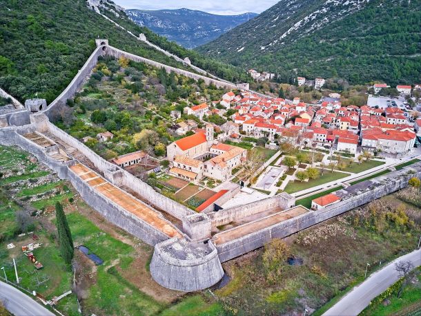 peljesac-ston-zidine