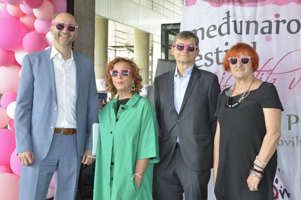 predsjednik GSGZ, Joško Klisović, Sanja Muzaferija, austrijski veleposlanik Josef Markus Wuketich, saborska zastupnica Rada Borić