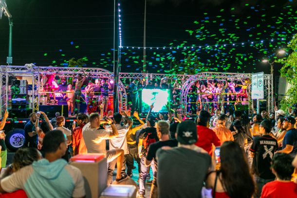 Vegas Electric Parade (1)