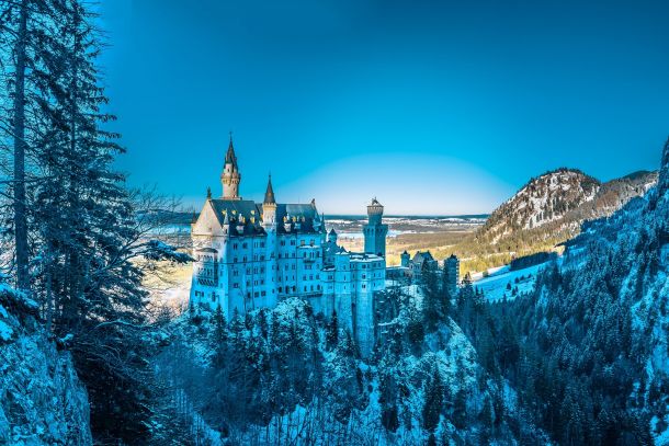 neuschwanstein-castle