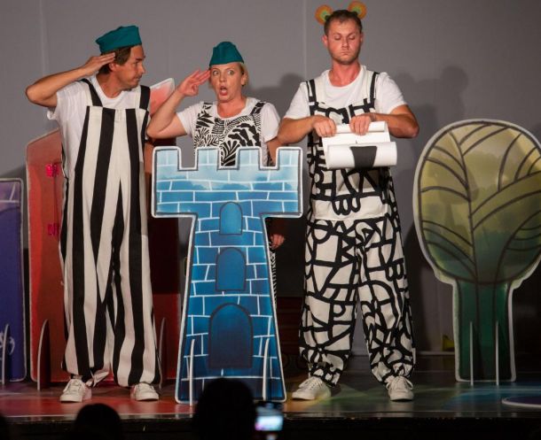 teatar-poco-loco-predstava-2