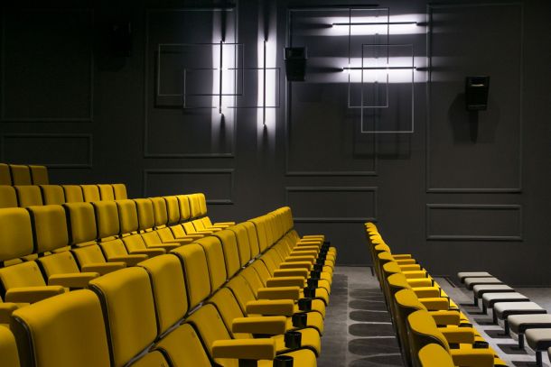 wow-bar-kaptol-boutique-cinema-1