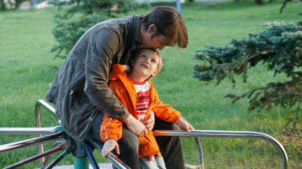 serija-resurrecting-the-champ