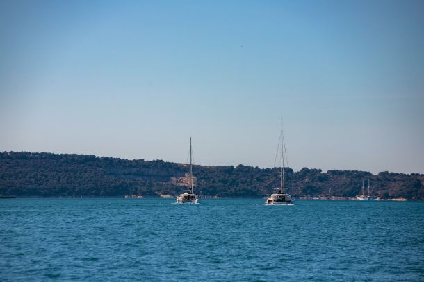 cleaning-sailing-race-regata-6