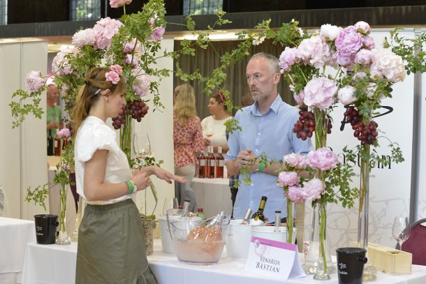 9-pink-day-festival-7