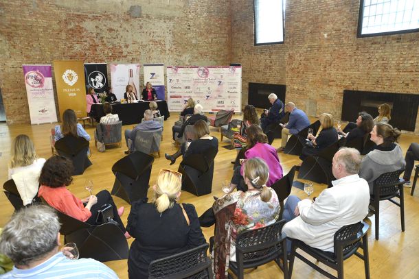 wow-pink-day-konferencija-3
