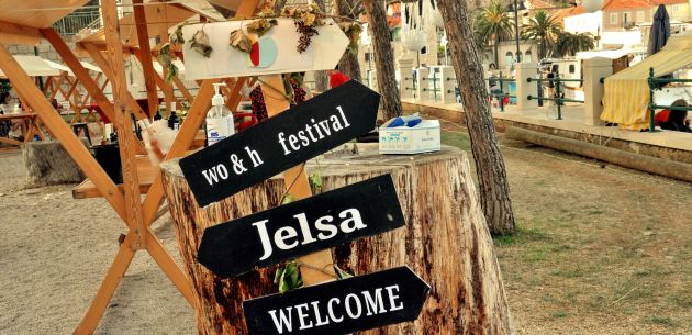 Jelsa_Wine olive Heritage (01)_jelsa park