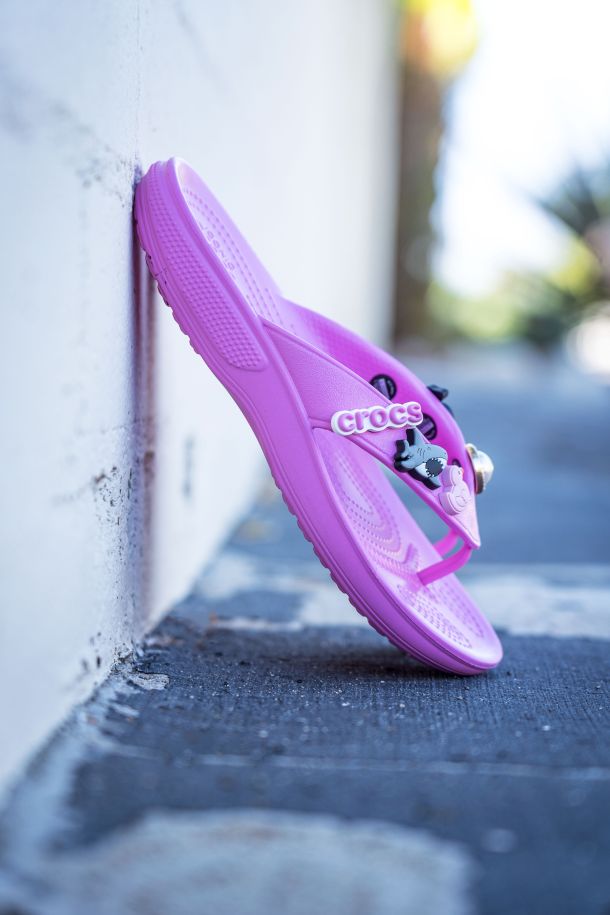 osovoji crocs japanke