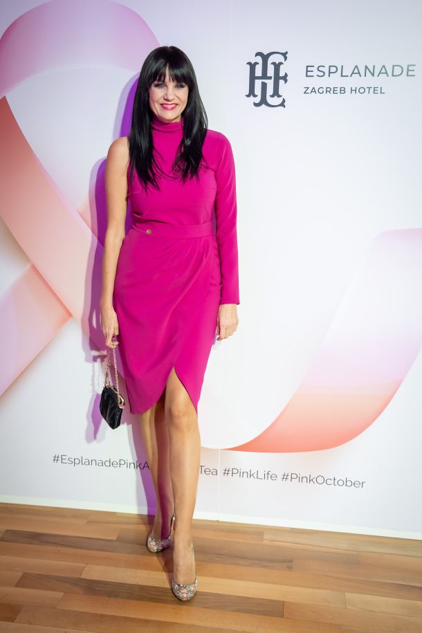 pink-warrior-esplanade-2