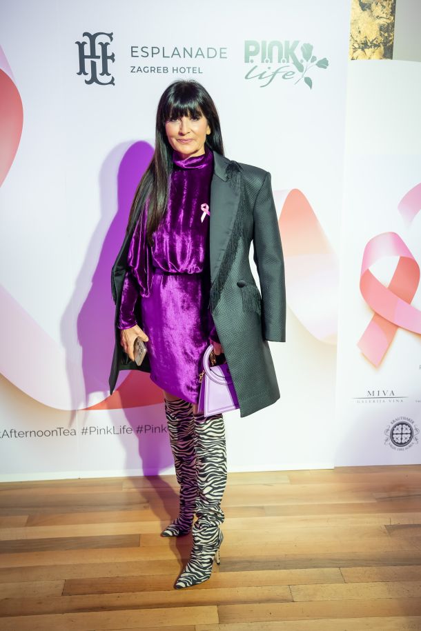 pink-warrior-esplanade-6
